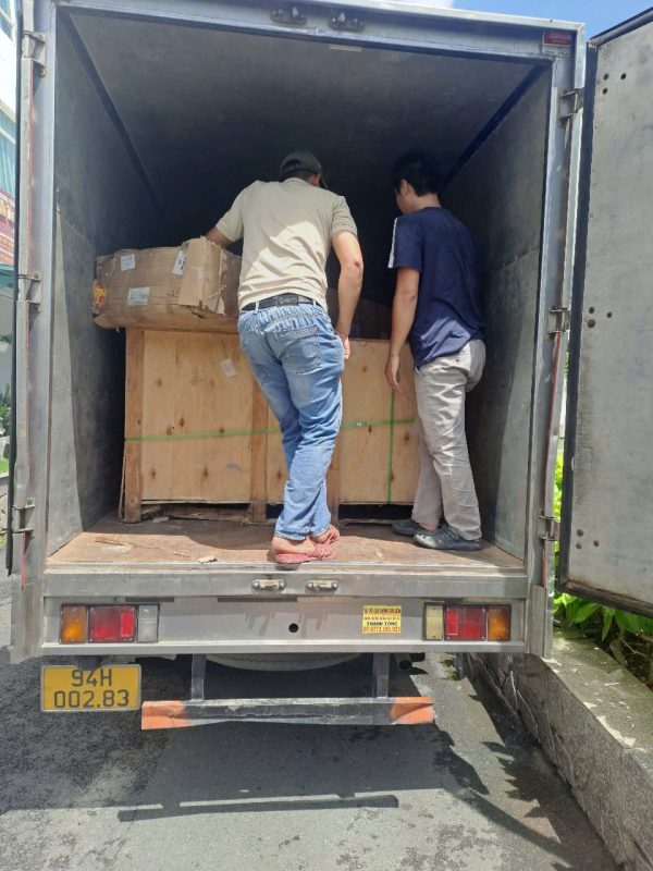 Dịch vụ bốc xếp hàng hóa giá rẻ, hỗ trợ nhanh tại Bình Dương